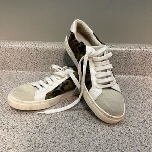 Steve Madden camel sneakers, Ladies Size 8